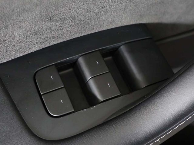 2023 Tesla Model Y AWD *Ltd Avail* - 22994577 - 38