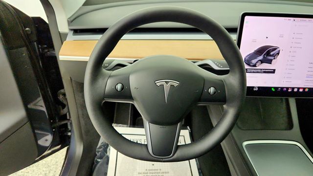 2023 Tesla Model Y AWD *Ltd Avail* - 23083436 - 12