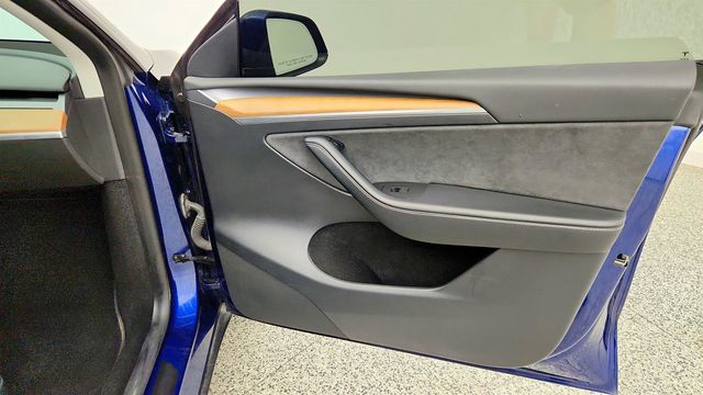 2023 Tesla Model Y AWD *Ltd Avail* - 23072439 - 28