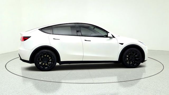 2023 Tesla Model Y AWD *Ltd Avail* w/ 20'' Induction Wheels - 23048603 - 3