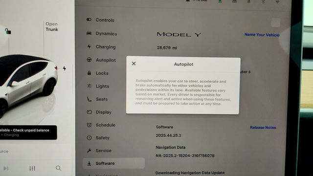 2023 Tesla Model Y AWD *Ltd Avail* with 20'' Induction Wheels - 22975540 - 15