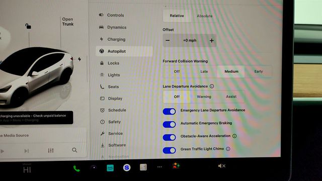 2023 Tesla Model Y AWD *Ltd Avail* with 20'' Induction Wheels - 22975540 - 18