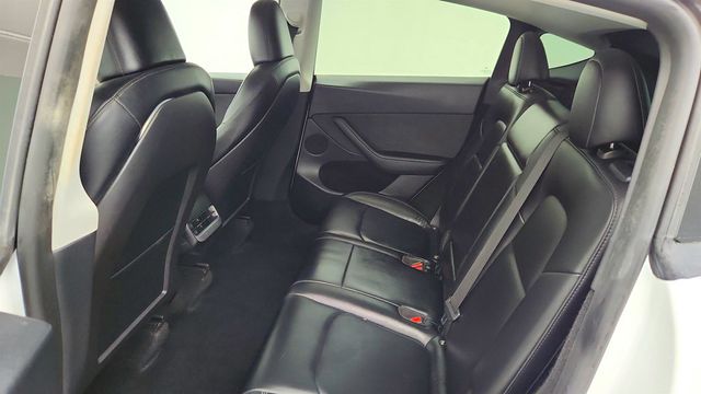 2023 Tesla Model Y AWD *Ltd Avail* with 20'' Induction Wheels - 22975540 - 24