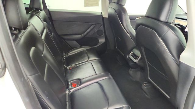 2023 Tesla Model Y AWD *Ltd Avail* with 20'' Induction Wheels - 22975540 - 26
