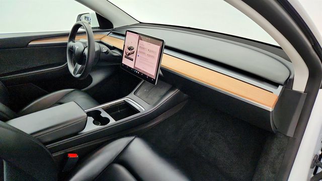 2023 Tesla Model Y AWD *Ltd Avail* with 20'' Induction Wheels - 22975540 - 28