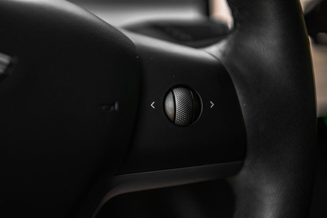 2023 Tesla Model Y LocalTrade/Long-Range/AWD/HeatedLeatherSeats/AerialViewCamera - 23066383 - 10