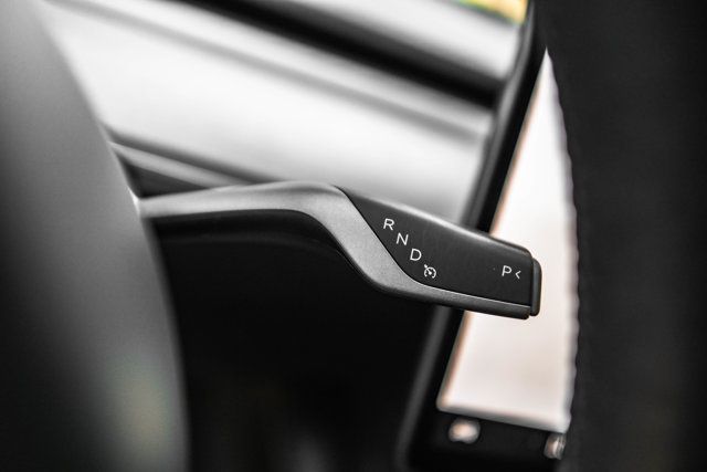 2023 Tesla Model Y LocalTrade/Long-Range/AWD/HeatedLeatherSeats/AerialViewCamera - 23066383 - 12