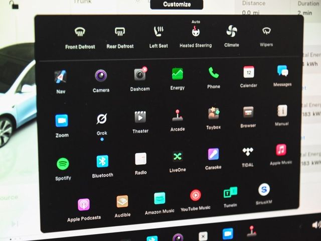 2023 Tesla Model Y Long Range - 22928894 - 17