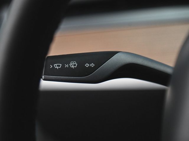 2023 Tesla Model Y Long Range - 22928894 - 20