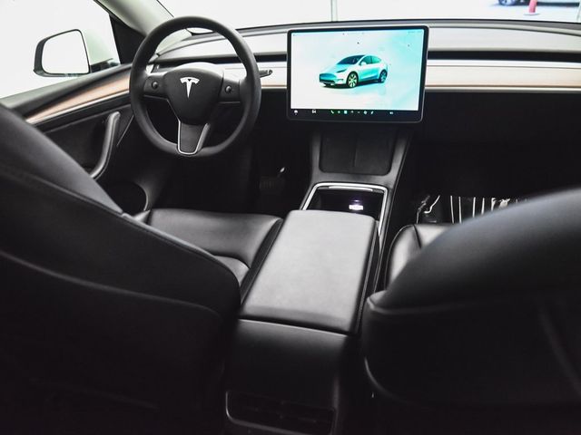 2023 Tesla Model Y Long Range - 22928894 - 29
