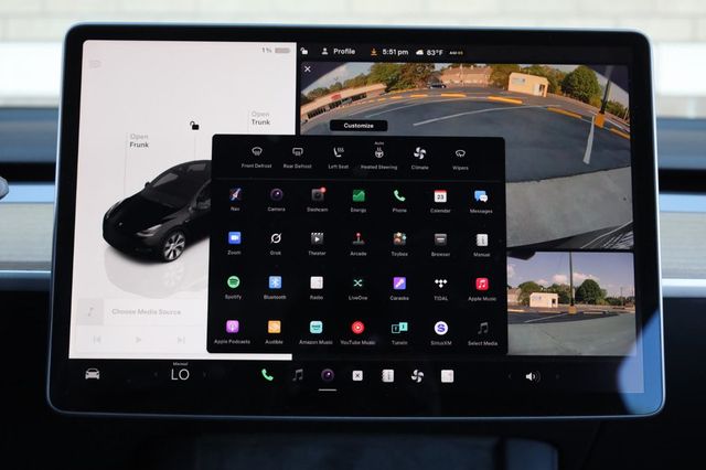 2023 Tesla Model Y Long Range - 23018926 - 40