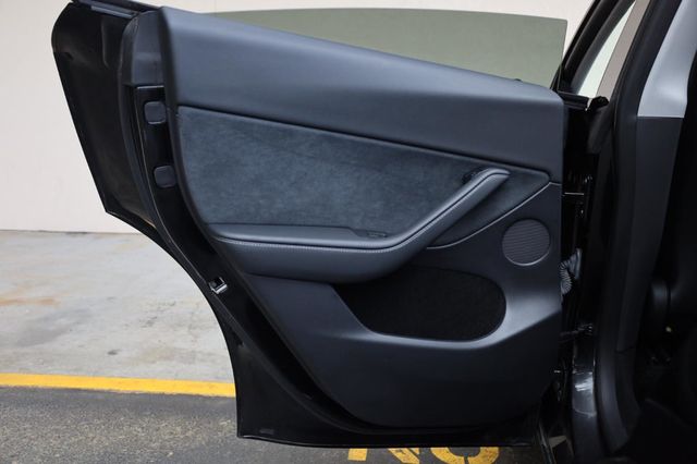 2023 Tesla Model Y Long Range - 23019464 - 16