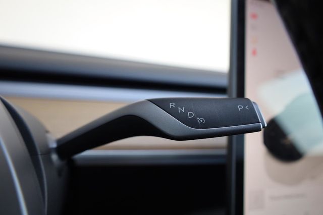 2023 Tesla Model Y Long Range - 23019464 - 36