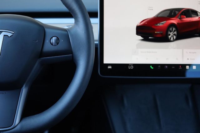 2023 Tesla Model Y Long Range - 23020785 - 31