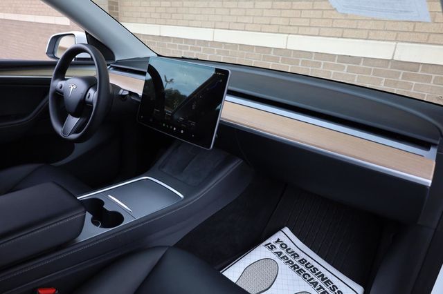 2023 Tesla Model Y Long Range - 23026675 - 30