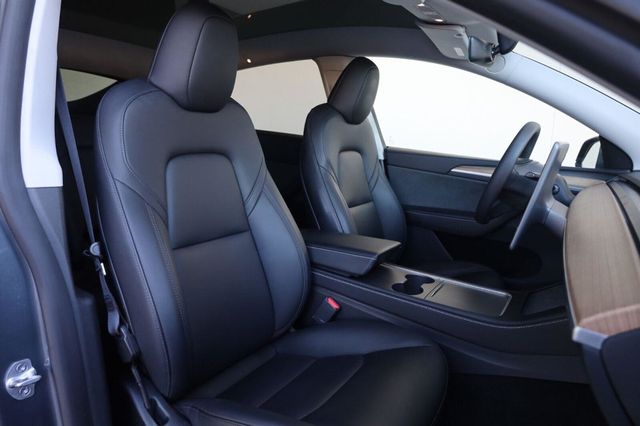 2023 Tesla Model Y Long Range - 23055495 - 20