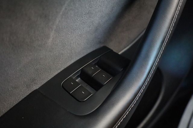 2023 Tesla Model Y Long Range - 23083411 - 34
