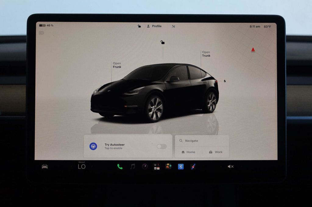 Tesla Model Y photo 38