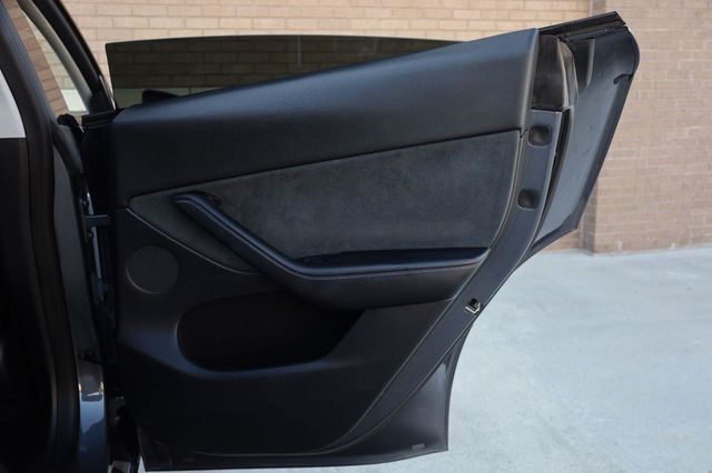 2023 Tesla Model Y Long Range - 23084815 - 22