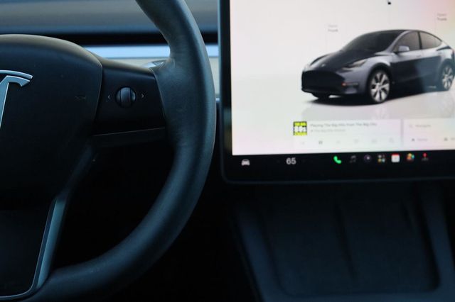 2023 Tesla Model Y Long Range - 23084815 - 32