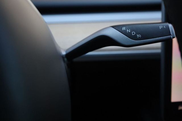 2023 Tesla Model Y Long Range - 23084815 - 34