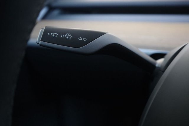 2023 Tesla Model Y Long Range - 23085923 - 33