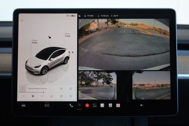 2023 Tesla Model Y Long Range - 23085923 - 38