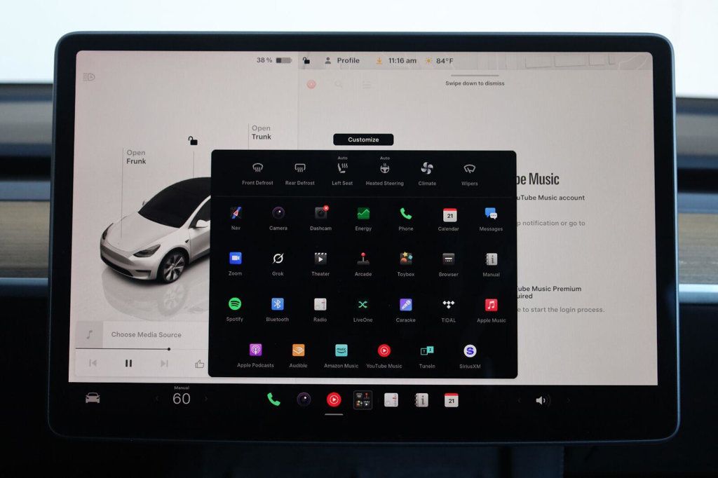 Tesla Model Y photo 40