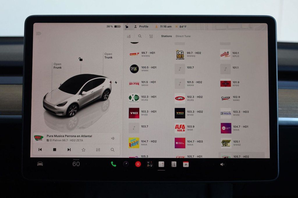 Tesla Model Y photo 41