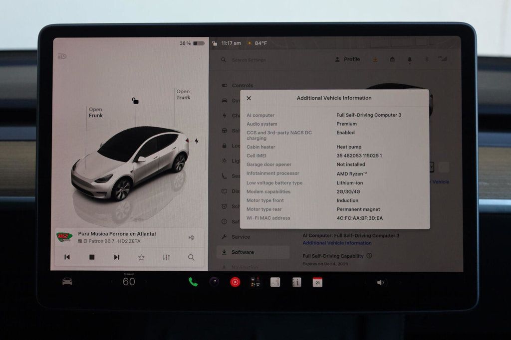 Tesla Model Y photo 46