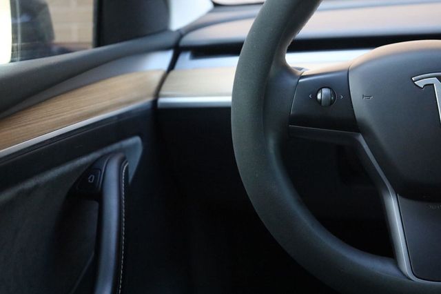 2023 Tesla Model Y Long Range - 23092831 - 31