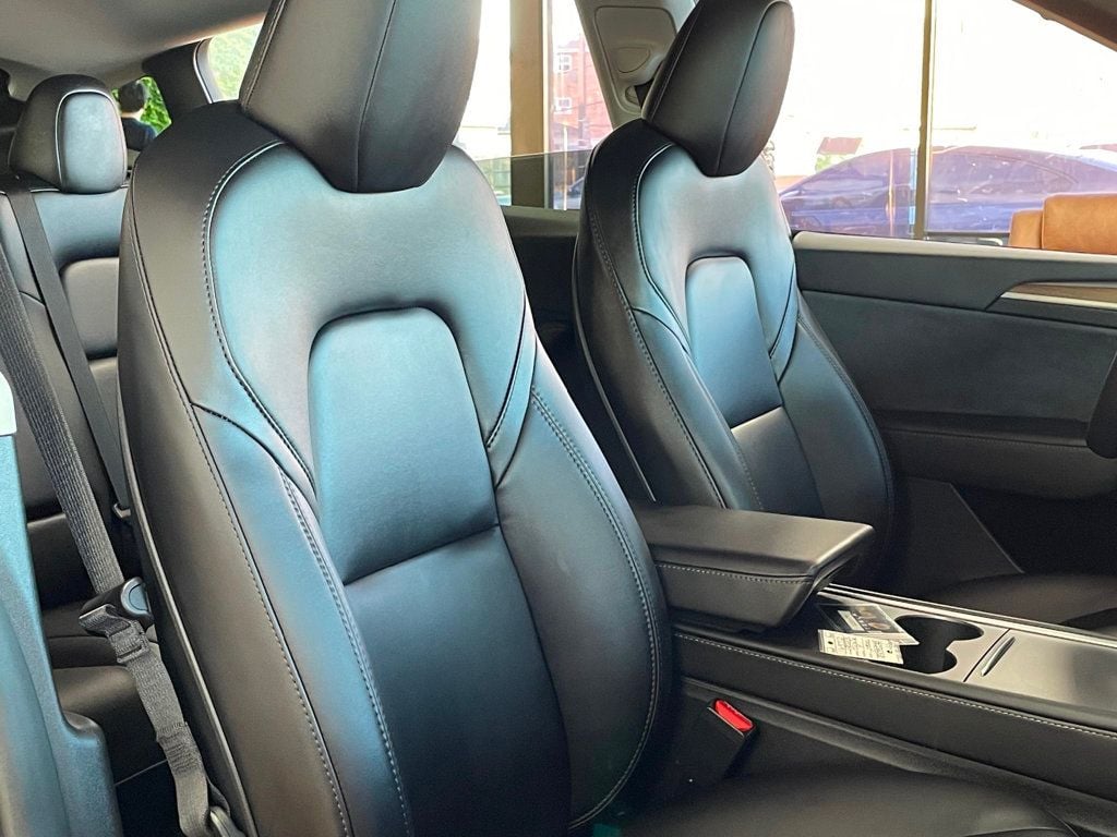 2023 Tesla Model Y Long Range photo 28