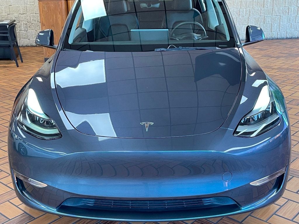 2023 Tesla Model Y Long Range photo 4
