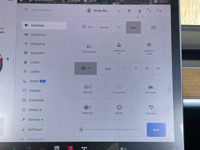 2023 Tesla Model Y Long Range AWD - 22925908 - 31