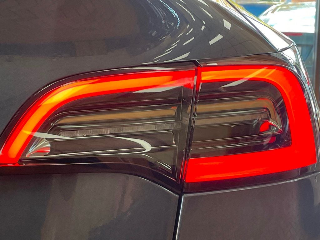 2023 Tesla Model Y Long Range AWD - 22927116 - 10