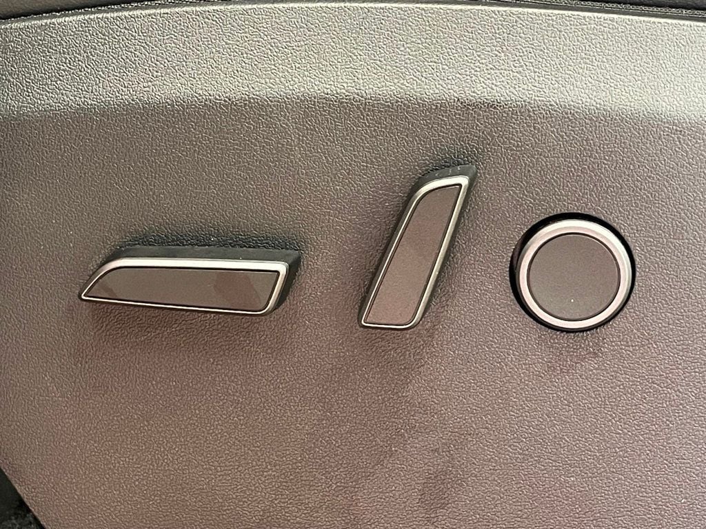 2023 Tesla Model Y Long Range AWD - 22927116 - 14