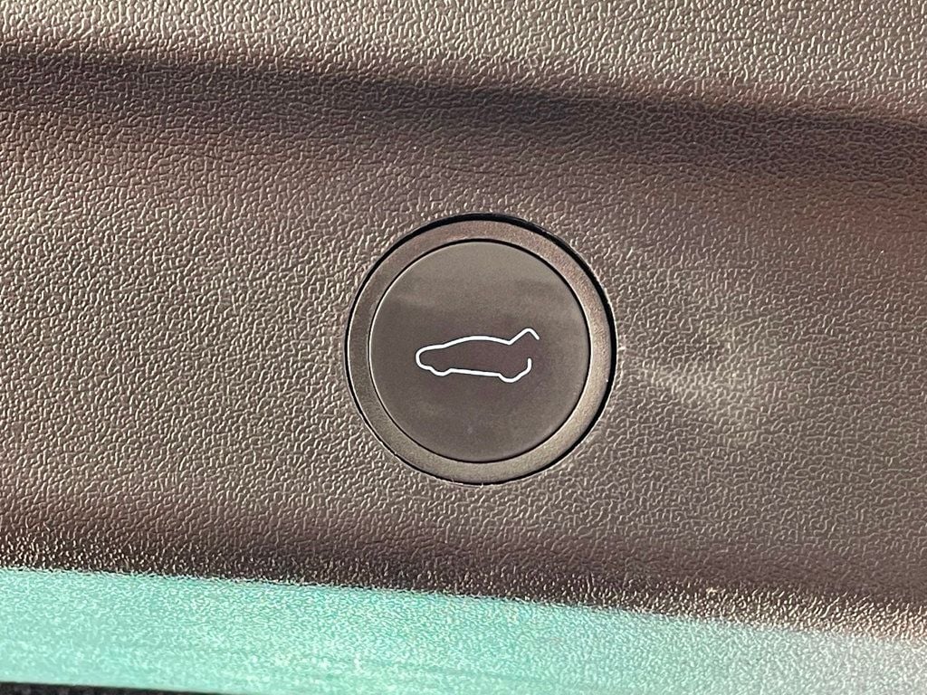 2023 Tesla Model Y Long Range AWD - 22941459 - 18