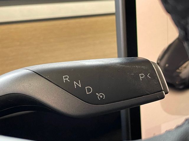 2023 Tesla Model Y Long Range AWD - 22964827 - 25