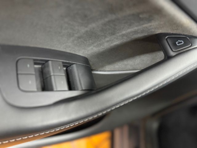 2023 Tesla Model Y Long Range AWD - 22974047 - 13