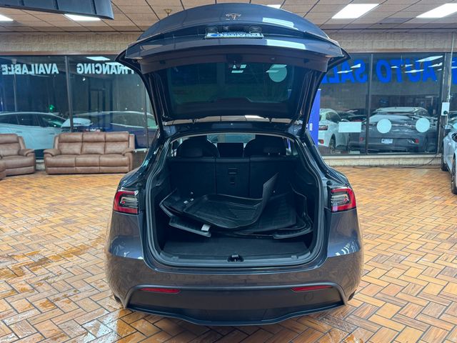 2023 Tesla Model Y Long Range AWD - 22974047 - 29