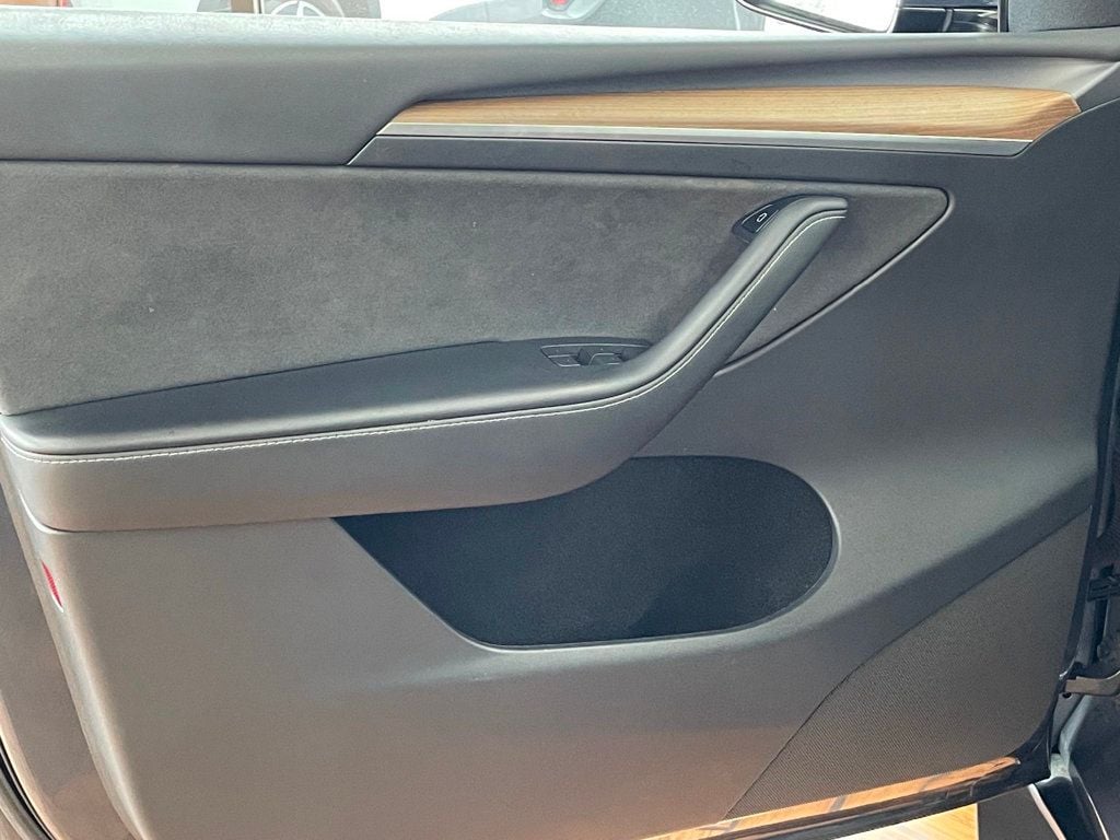 2023 Tesla Model Y Long Range AWD - 22992446 - 14