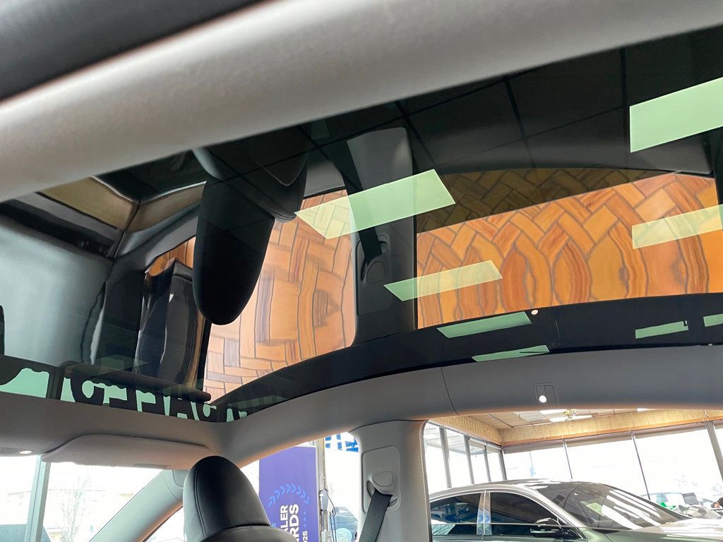 2023 Tesla Model Y Long Range AWD - 22992446 - 17