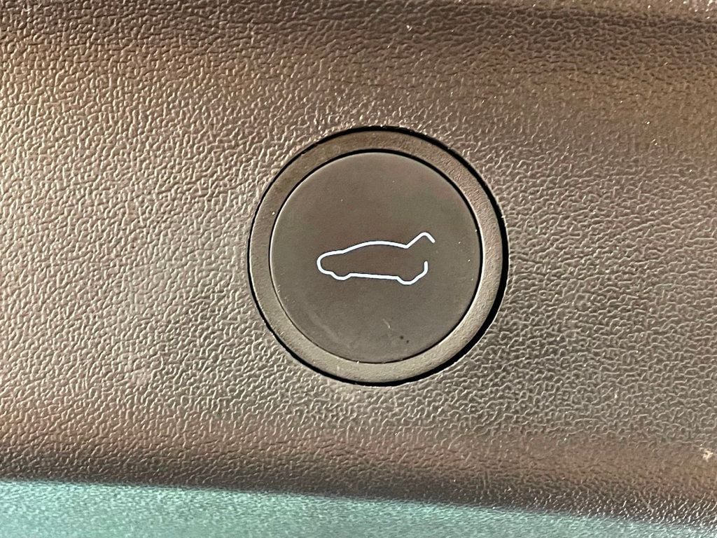 2023 Tesla Model Y Long Range AWD - 22992446 - 19