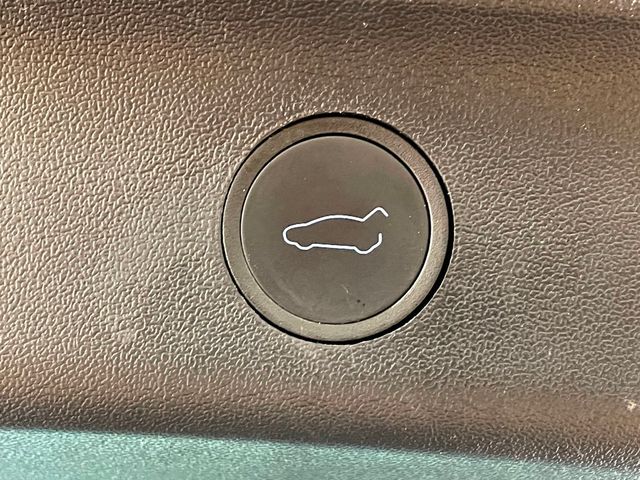 2023 Tesla Model Y Long Range AWD - 22992446 - 19