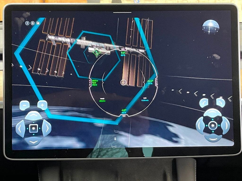 2023 Tesla Model Y Long Range AWD - 22992446 - 32