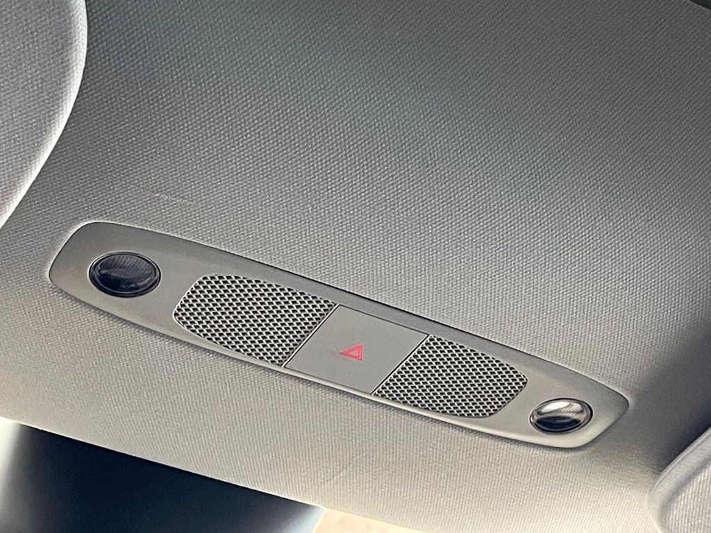 2023 Tesla Model Y Long Range AWD - 22999096 - 40