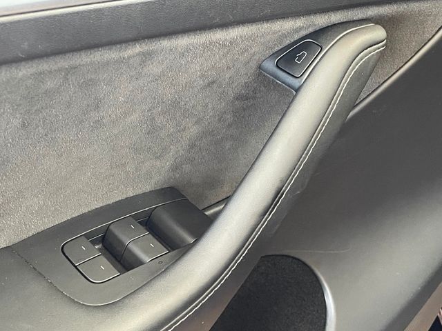 2023 Tesla Model Y Long Range AWD - 23009763 - 13