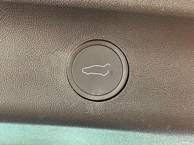 2023 Tesla Model Y Long Range AWD - 23009763 - 18