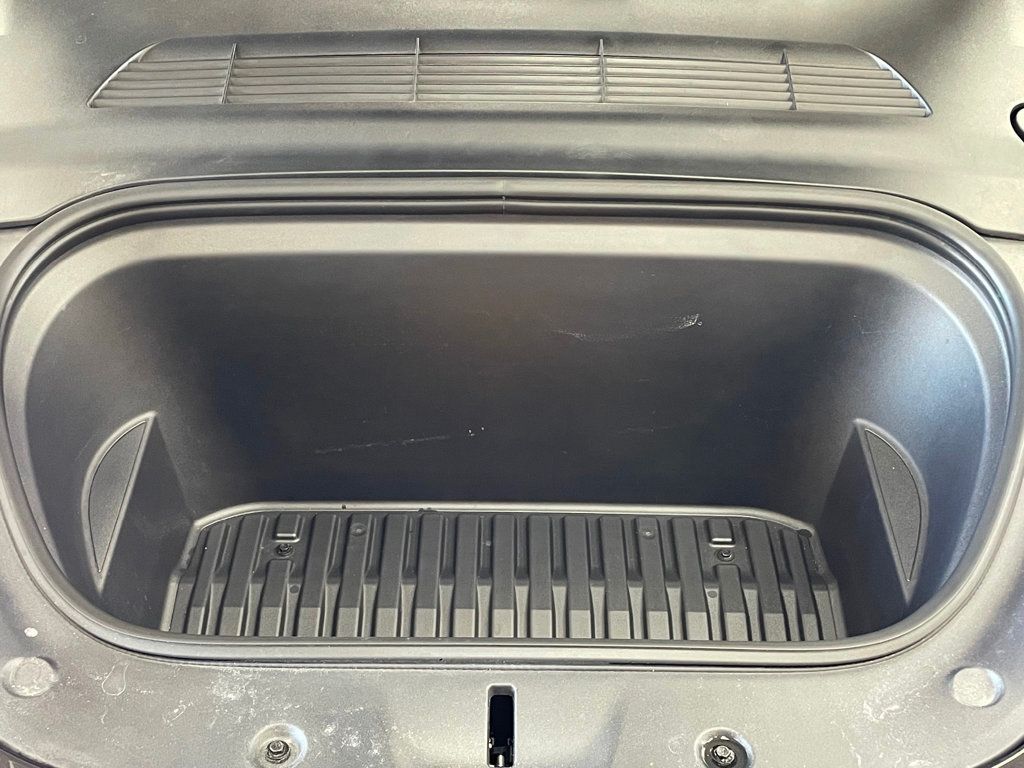 2023 Tesla Model Y Long Range AWD - 23009763 - 41