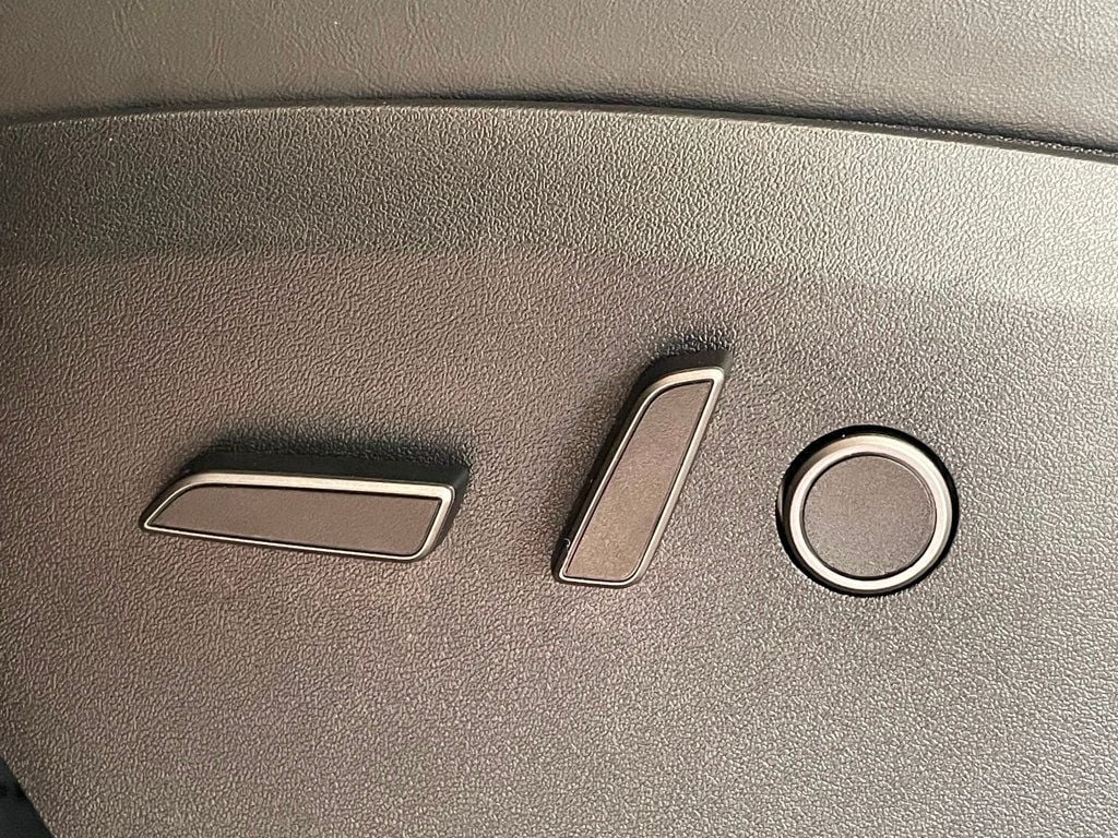 2023 Tesla Model Y Long Range AWD - 23016970 - 11